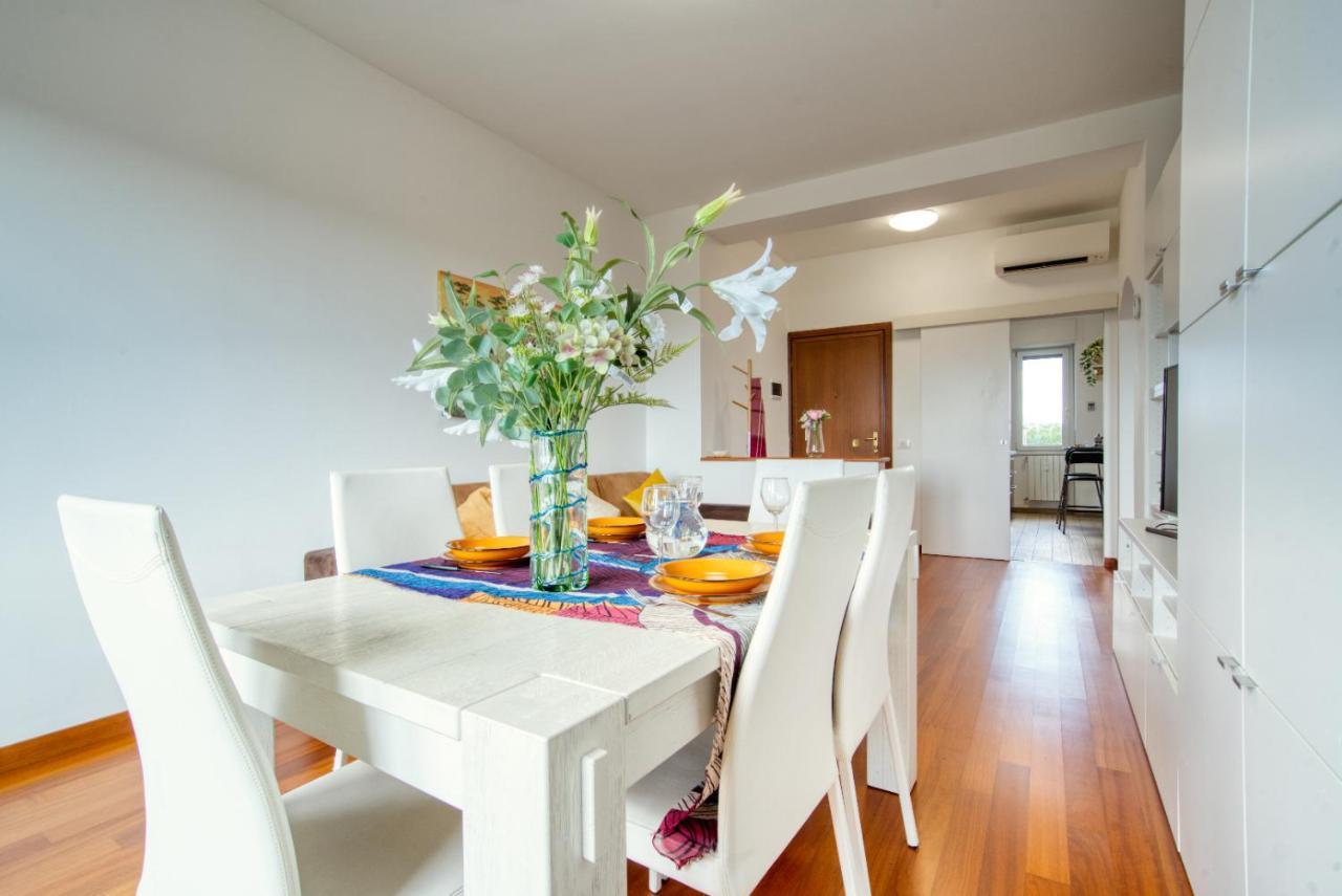 Caseospitali - Casa Park View, Ampio Trilocale Per Famiglie Sul Parco Милан Экстерьер фото