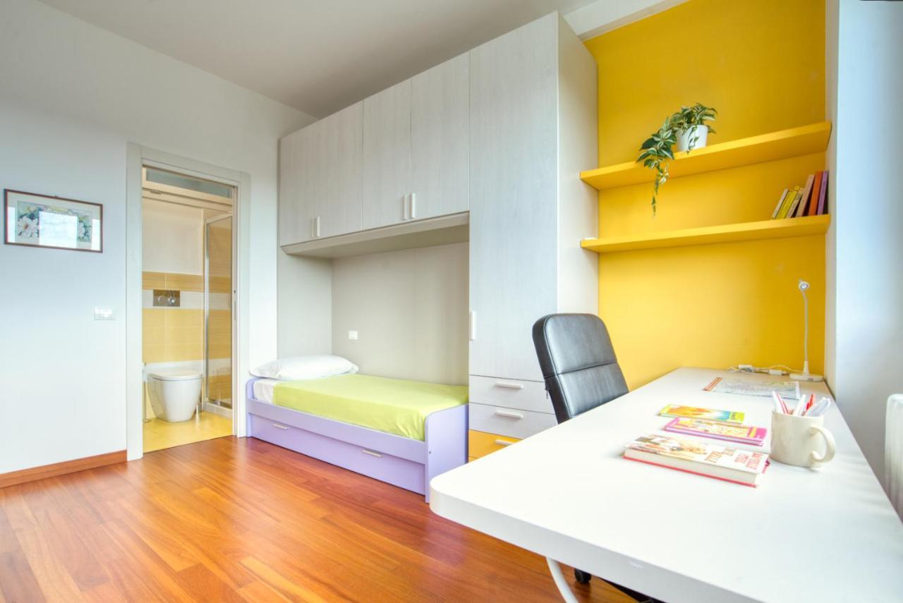 Caseospitali - Casa Park View, Ampio Trilocale Per Famiglie Sul Parco Милан Экстерьер фото
